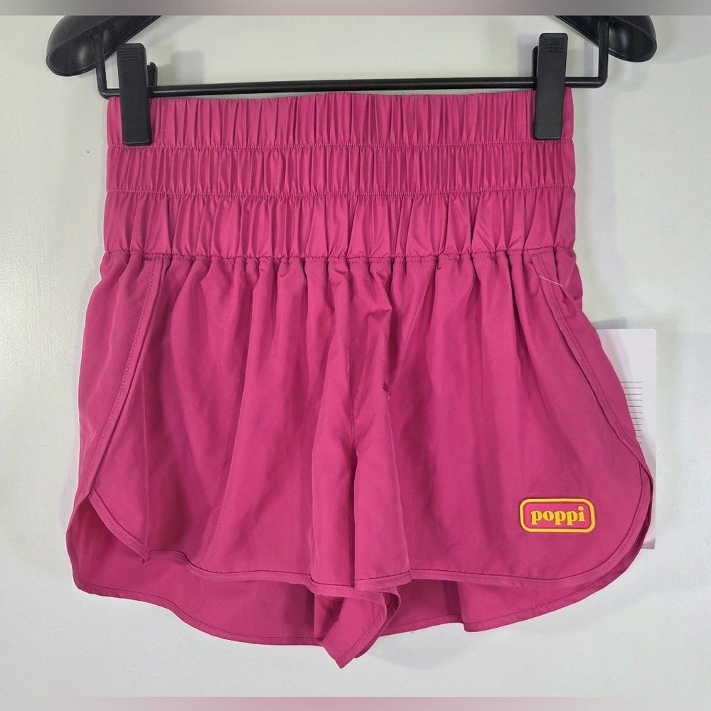 RARE NEW POPPI PREBIOTIC SODA PINK FLOWY SMOCKED WAIST SHORTS.